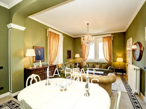Villa in Via Pissarottino, 4, Brunate
